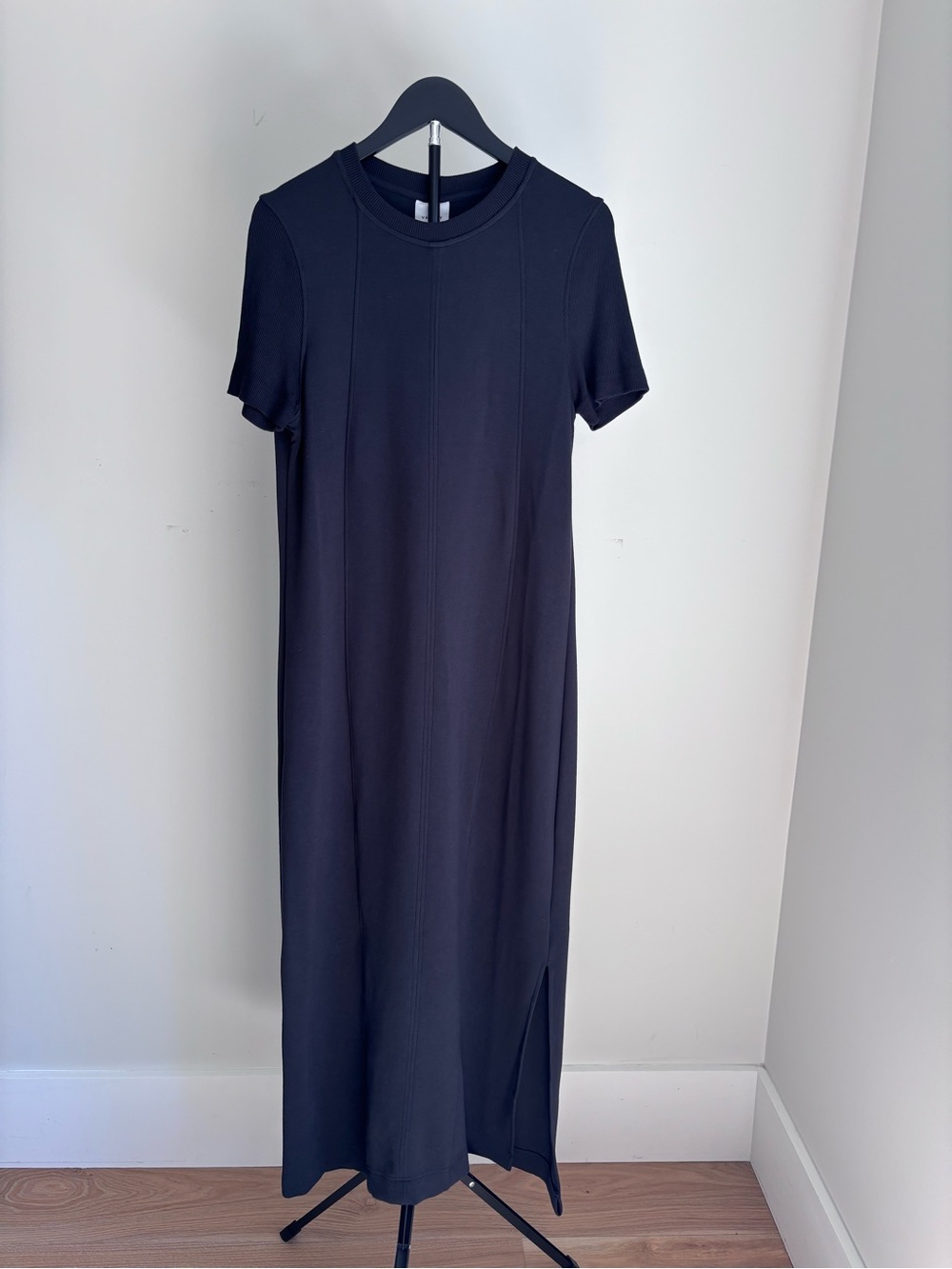 Varley Black Hattie Maxi Dress 2.0 | M | Short-Sleeve | Travel | Contemporary